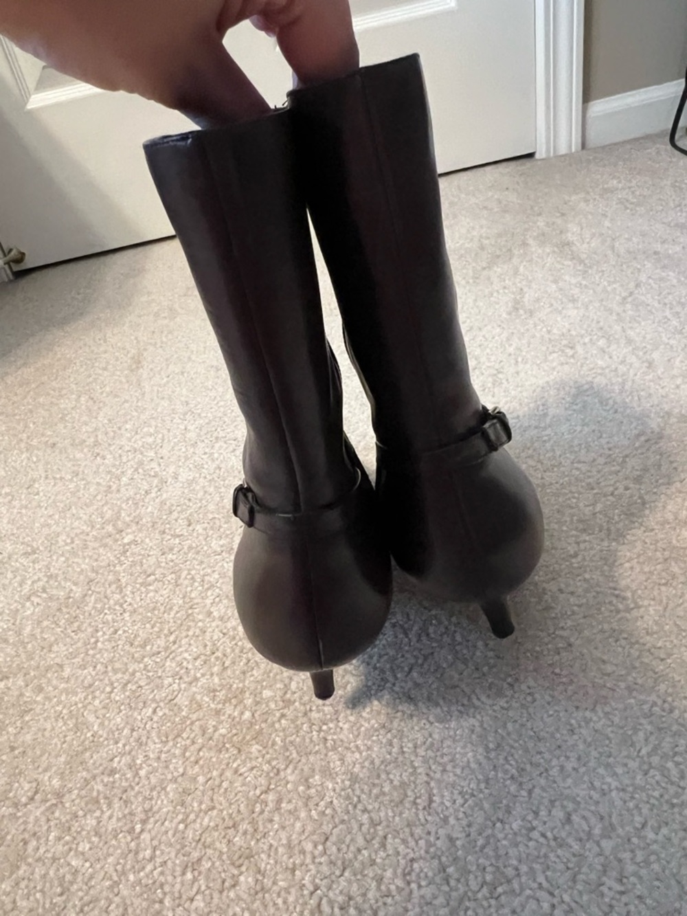 Jones New York Brown Boot Kitten Heel - Picture 4 of 8